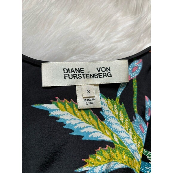 Diane Von Furstenberg blouse - Picture 7 of 10